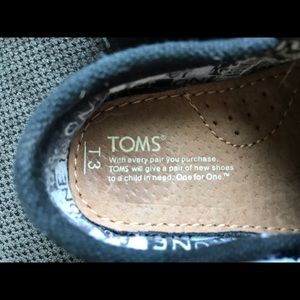 Toms Shoes - Toms T3 Black Shoes Toms Shoes - Toms T3 Black Shoes